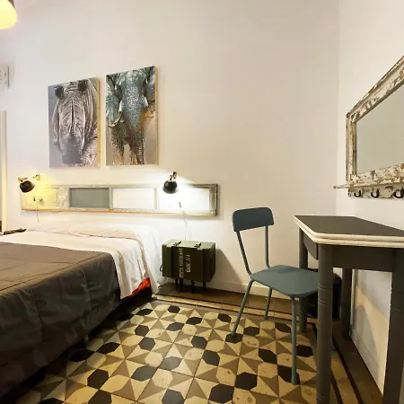 Hostal Portugal-3