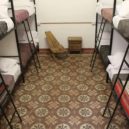 Casa Artigas Hostel-3