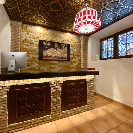 Hostal Rodri (Adults Only)-3