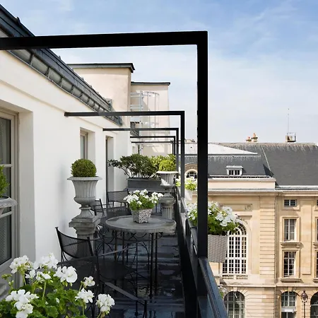 Hotel Des Grands Hommes-2