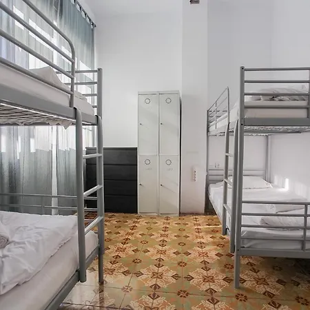 Barbatuke Bed & Bike-2