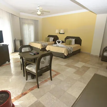 Hotel Los Itzaes By 5Th Av-3