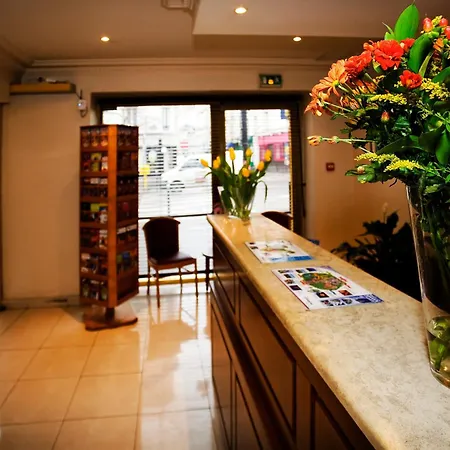 121 Paris Hotel-2