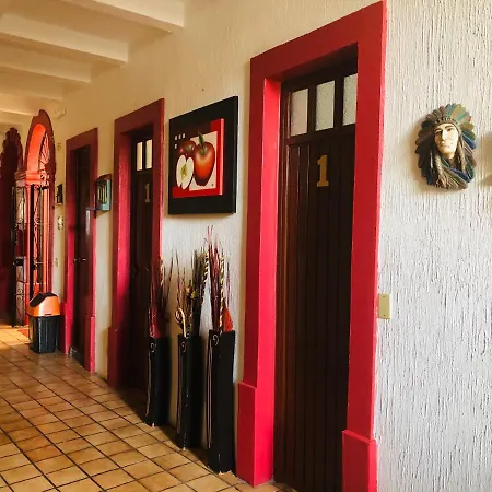HOTEL hostal de los reyes-2