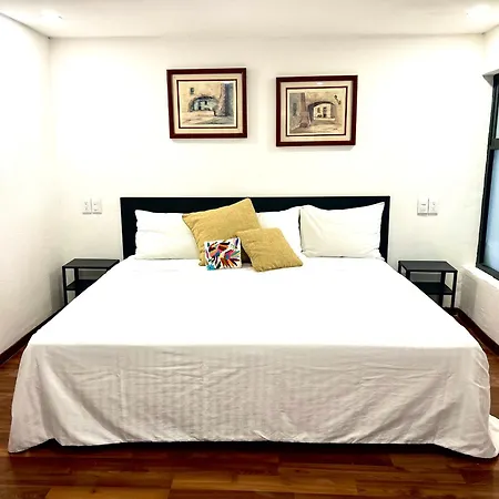 Lindas Suites Eugenio Sue-3