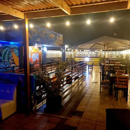 Hostel THAY83 Miraflores Lima-3