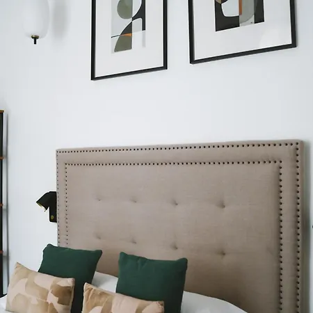 Hotel Des Beaux Arts-2