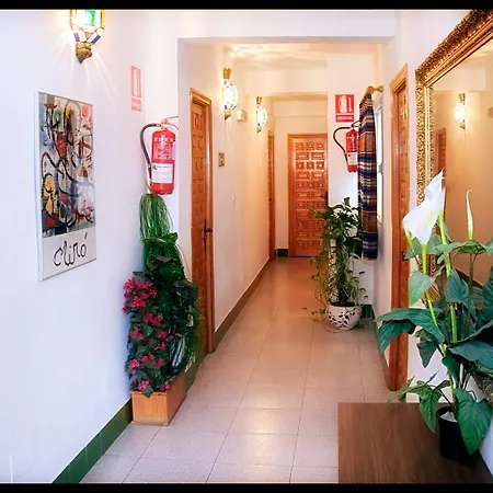 Hostal Estación-2