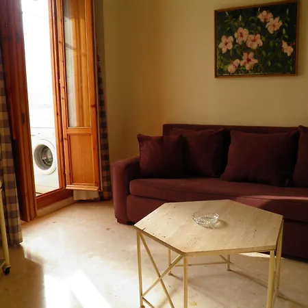 Apartaments St. Jordi Comtal-3