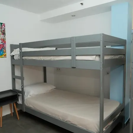 New Art Beach Hostel- Albergue Juvenil-3