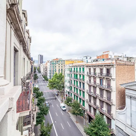 Balmes Private Rooms-3