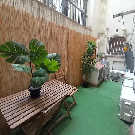 Private Rooms On Tamarit Street-2