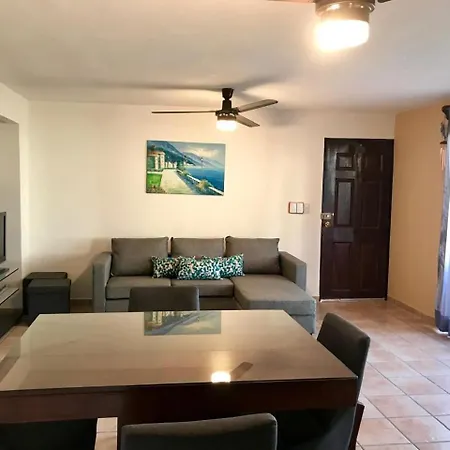 Condominio La Marina-2