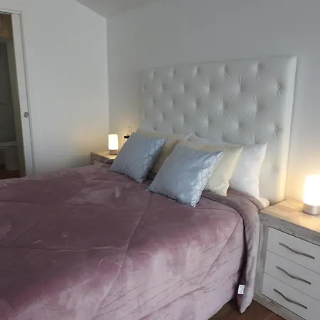 Sandra Rooms-3