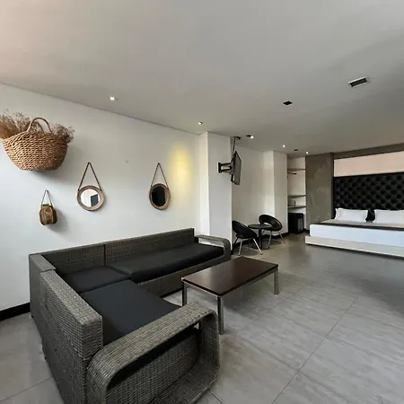Hotel 47 Medellin Center-3
