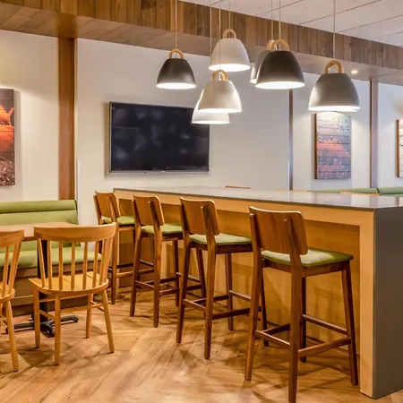 Fairfield By Marriott Inn & Suites Cancun Downtown-2