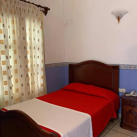 Hotel Real De Cortés-3