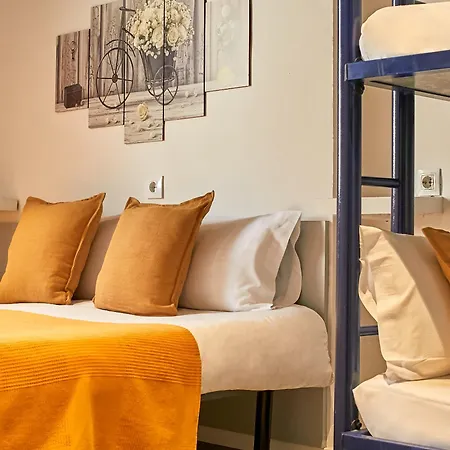 Sun & Moon Hostel-2