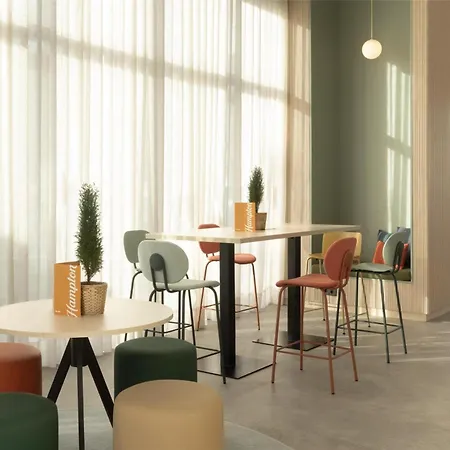 Hampton By Hilton Malaga Martiricos-3