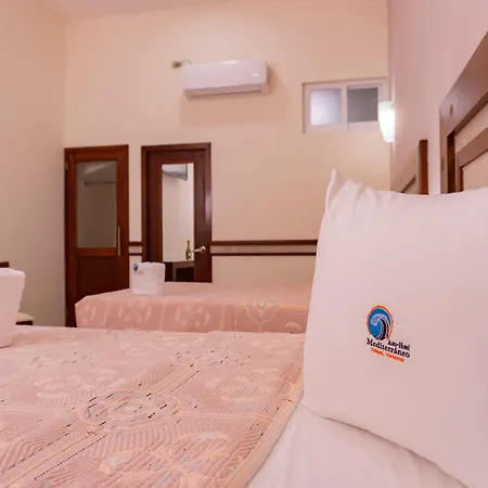 Auto Hotel Mediterráneo-2