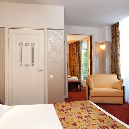 Hotel Eiffel Seine-2