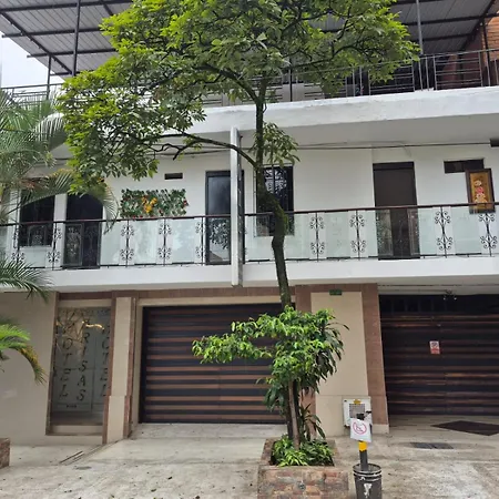 Hotel Brisas MEDELLIN-3