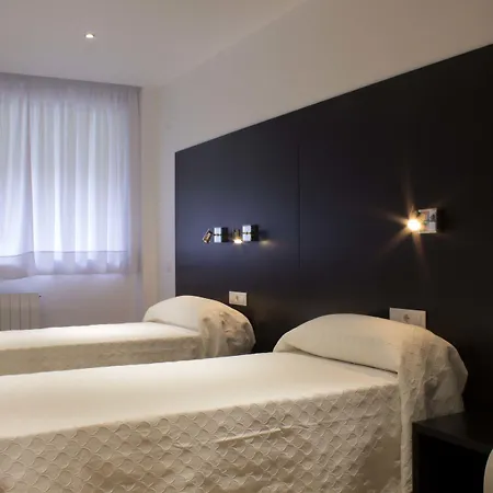 Hostal Nova Barcelona-3