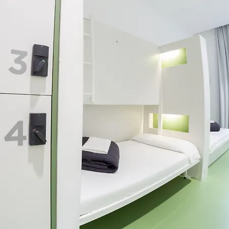 Sant Jordi Hostels Rock Palace-2