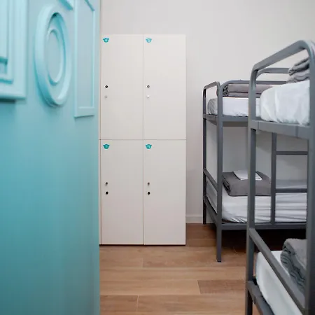 Meeting Point Hostels-3