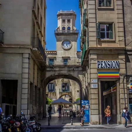 Pensión Ayuntamiento-2