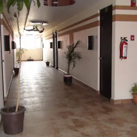 Hotel&Villas 7-3
