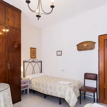 Pension Mesones-2