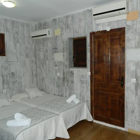 Hostal El Rincon De Carlota-2