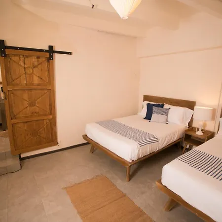 Cactus Hostel-3