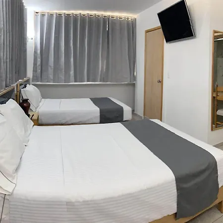 Hotel Real Gdl-3