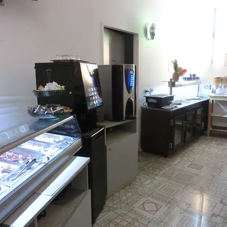 Les Monges Palace Boutique-2