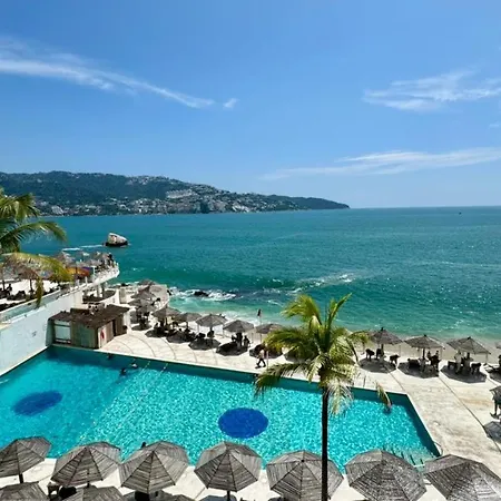 Suites Omega Torres Gemelas-3