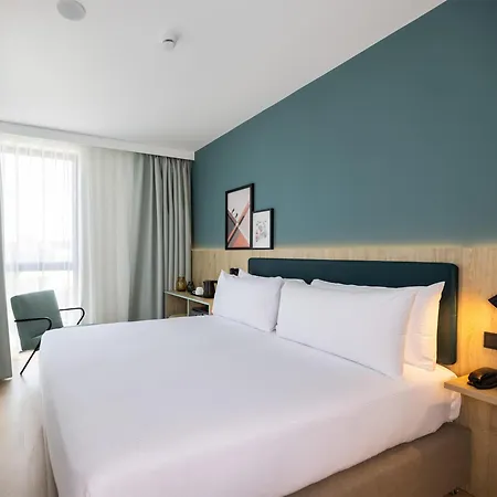 Spark By Hilton Madrid Alcala-2