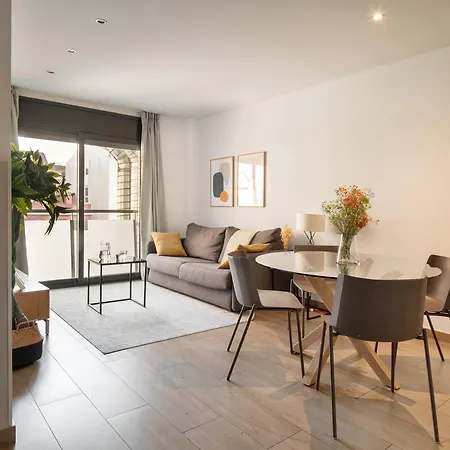 Feelathome Plaza Apartments-2
