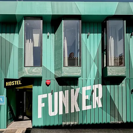 Funker Hostel-3