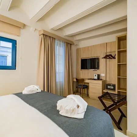 Hotel San Lorenzo Boutique Catedral-2