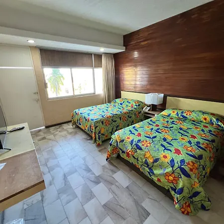 Hotel De Cima Beach Club-3