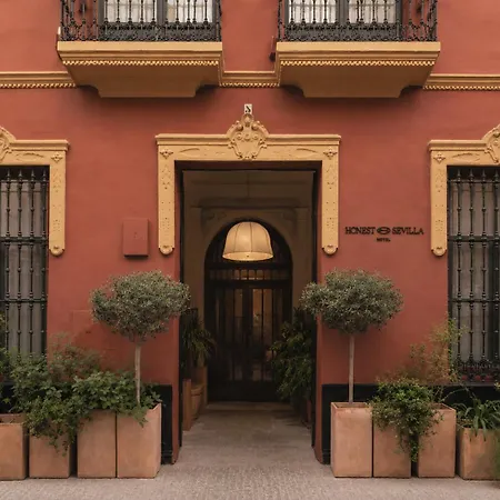 Honest Sevilla Hotel-3