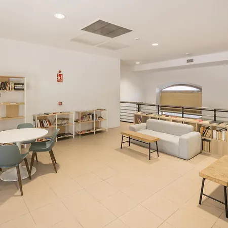 UP Hostel Valencia-2
