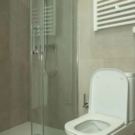 Carvajal Street, Private Rooms-2