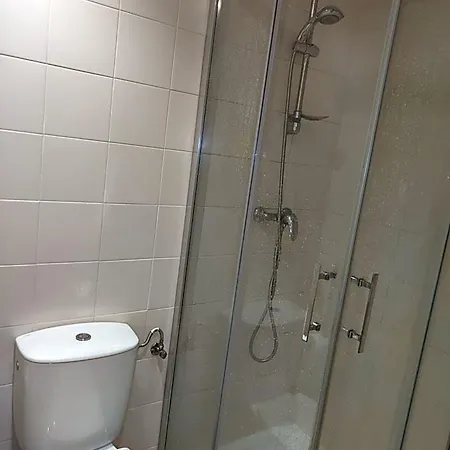 Fast Single Rooms-2