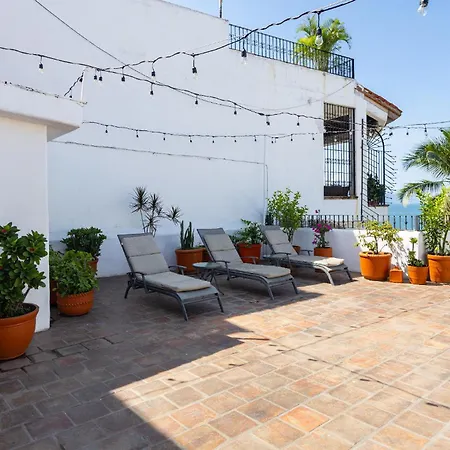 Emperador Vallarta Beachfront Hotel&Suites-3