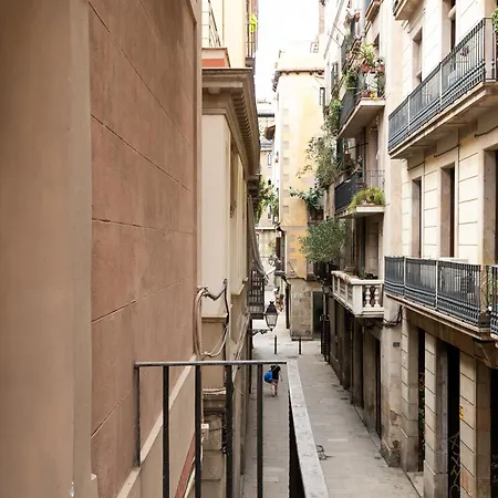 Deco Apartments Barcelona-Born Apt.-3