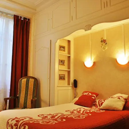 Hotel Avenir Jonquiere-3