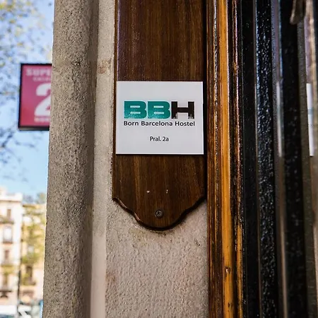 Born Barcelona Hostel-3
